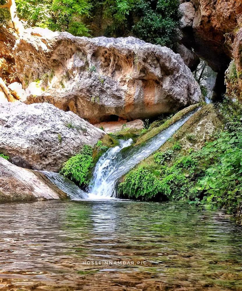 تور طبیعت گردی تنگ بستانک مرودشت